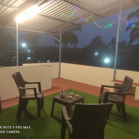 Swanand Home Stay Ratnāgiri Екстериор снимка